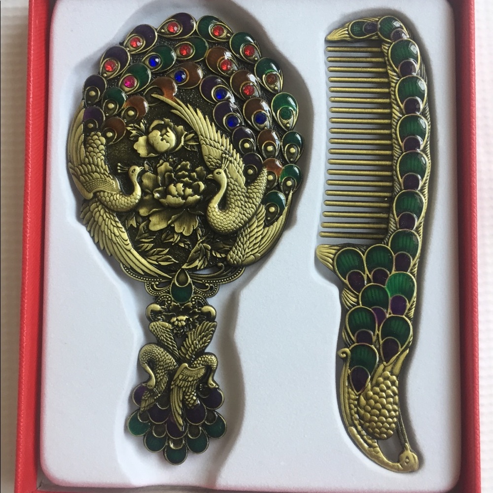 Mirror and comb
